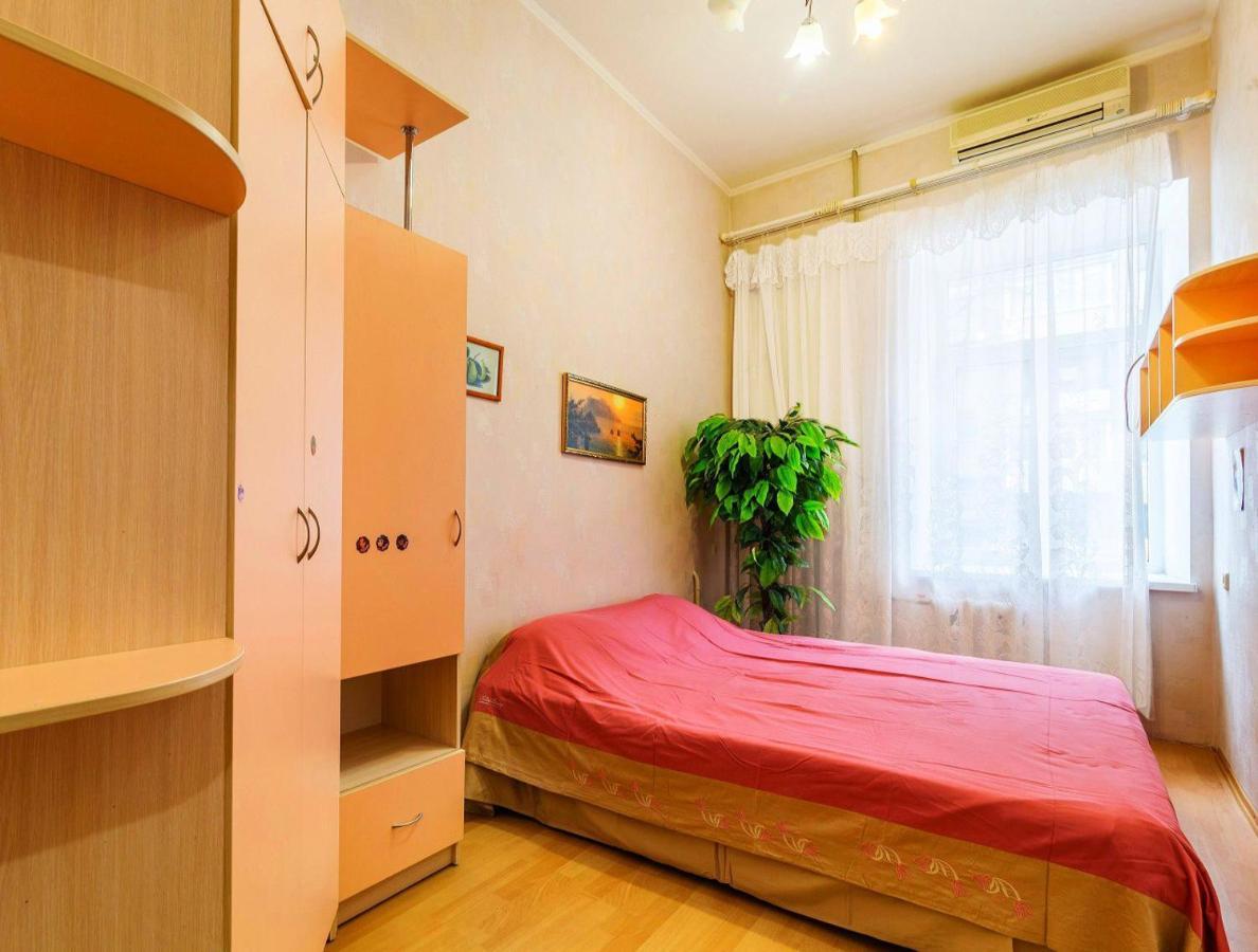 Large Apartment In The Center 드네프로페트로프스크 외부 사진